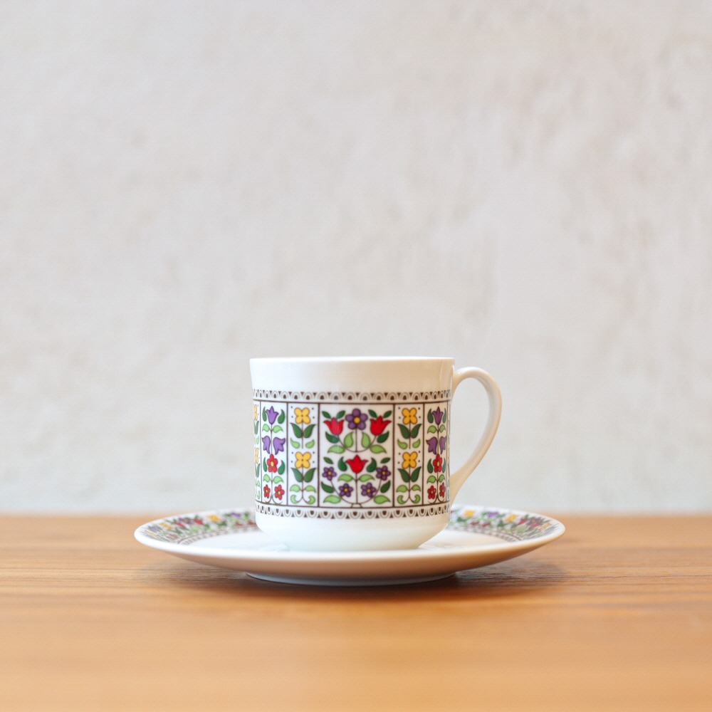 빈티지 영국 로얄덜튼 파이어글로우 컵앤소서 커피잔세트